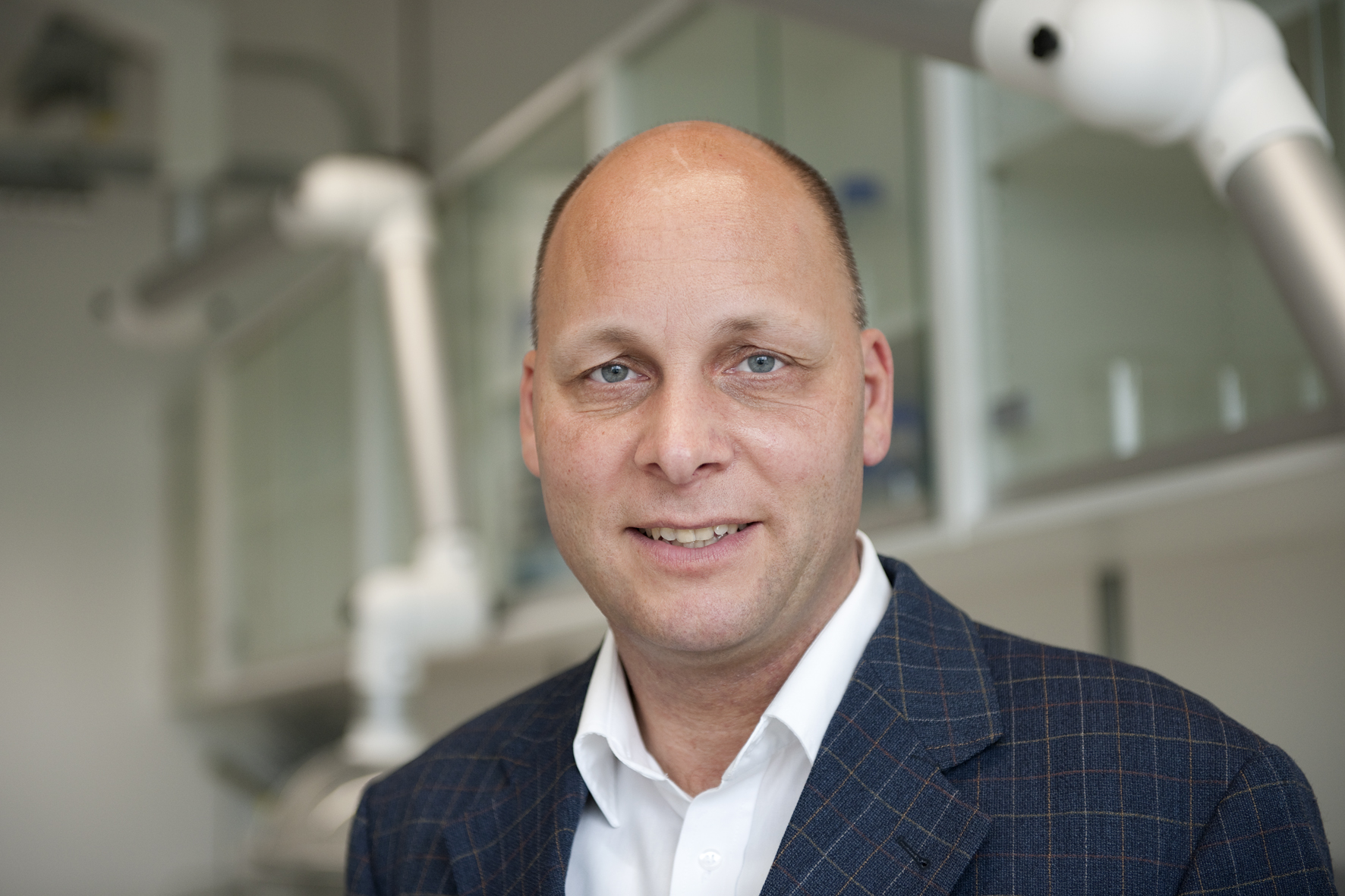 Dr. Stefan Kubick